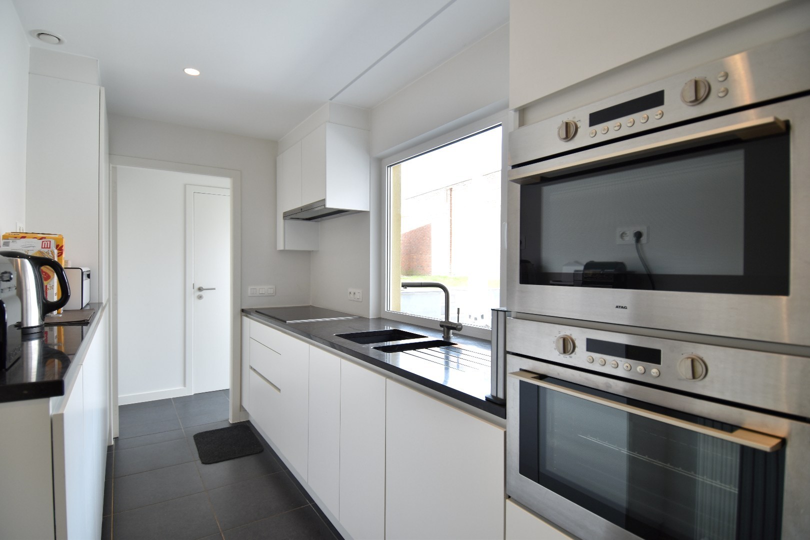 Vernieuwde HOB met 3 slaapkamers, bureel, zonnige tuin en garage te koop in Bellegem - foto 5