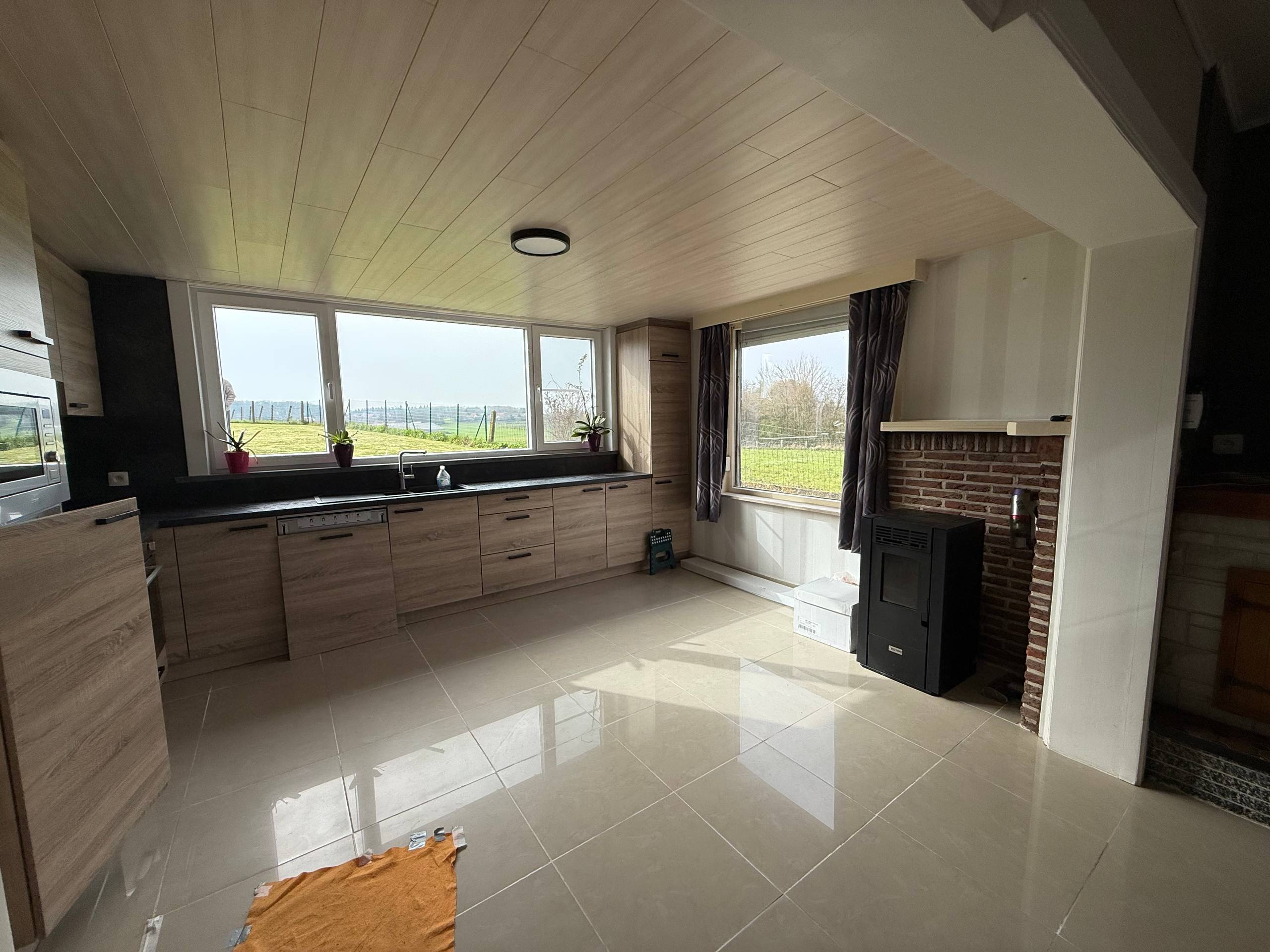 Maison à louer à Ypres avec 3 chambres - photo 4