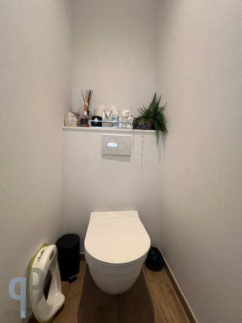 Totaal vernieuwde woning met tuin - foto 5