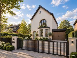 <p>Maison de caractère avec des possibilités de pratique et un potentiel exceptionnel dans un emplacement de choix à Kasterlee<br /><br /> Derrière cette façade élégante se cache une maison étonnamment spacieuse où vivre, travailler et se détendre se fondent harmonieusement. Grâce à un agencement bien pensé, des espaces de vie généreux et des possibilités polyvalentes, cette propriété représente une opportunité unique pour les familles, les indépendants et les amoureux de l'espace.<br /><br />En entrant dans la propriété, vous êtes immédiatement accueilli par un hall d'entrée impressionnant avec un escalier de caractère et une ligne de vue exceptionnelle qui se prolonge dans la profondeur de la maison. Cette expérience ouverte crée immédiatement un sentiment d'espace et de lumière.<br />À l'avant se trouve une pièce séparée qui se prête parfaitement à un cabinet, un bureau ou une profession libérale. De plus, la maison se déploie en un espace de vie généreux, complété par un salon cosy ou une salle polyvalente qui permet de nombreux remplissages.<br />La cuisine ouverte à vivre est le cœur de la maison. Grâce à son agencement spacieux, à son îlot de cuisson et à ses sièges intégrés, elle est l'endroit idéal pour se réunir en famille et entre amis. A l'extérieur, vous profiterez de deux terrasses spacieuses qui, ensemble, constituent une excellente base pour créer un beau jardin profond, où la tranquillité, l'intimité et la vie en plein air sont essentielles.#Au premier étage, la propriété dispose de deux chambres spacieuses, d'une salle de bains élégante, d'une pièce séparée qui pourrait idéalement servir de dressing ou de salle de chaussures, d'une salle de livres confortable et d'une agréable terrasse sur le toit où vous pourrez profiter de l'extérieur en toute tranquillité.<br /><br />L'étage mansardé offre également la possibilité de créer deux chambres supplémentaires, ce qui permet à la propriété d'évoluer sans effort avec vos besoins de vie.#Enfin, la propriété dispose d'un garage, d'un carport et de pas moins de trois places de parking privées.<br />NewLine#Tricks in a row :<br />- Cabinet ou bureau à domicile<br />- Volumes habitables étonnamment spacieux<br />- Cuisine ouverte avec coin salon<br />- Salon supplémentaire ou salle polyvalente<br />- Sous-sol et grands espaces de rangement<br />- Deux terrasses avec possibilité d'un grand jardin<br />- Salle de livres et terrasse sur le toit<br />- Possibilité de 4 chambres grâce à l'étage mansardé<br />- Garage, carport et 3 places de parking privées<br />- Emplacement convoité à Kasterlee<br /><br />Une maison qu'il est impossible d'apprécier pleinement de l'extérieur. Ici, vous découvrirez l'espace, le confort et les possibilités qui se déploient pas à pas. Une visite vous surprendra sans aucun doute.</p>