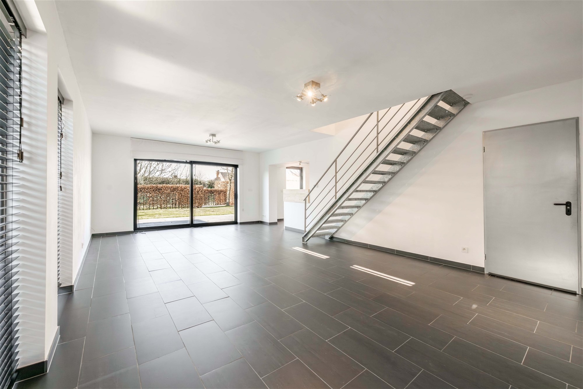 Woning met 3 slps, garage en tuin op 696 m² - foto 5