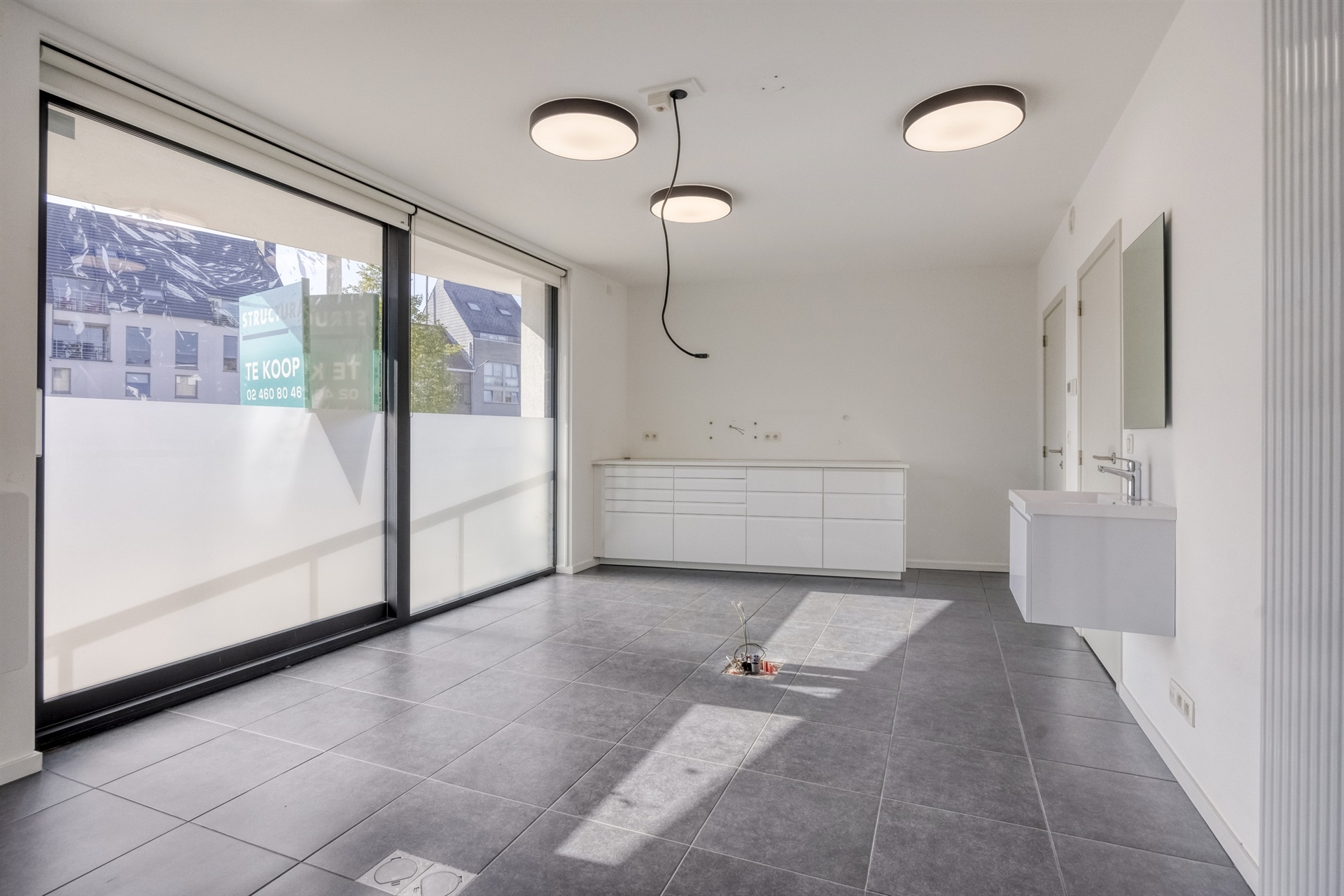 Handel-kantoor ruimte te huur nabij centrum Merchtem  - foto 3