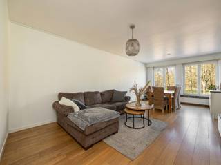 We bieden u dit vergunde opbrengsteigendom aan op een toplocatie te Berchem. De Marcel Auburtinlaan is gelegen in een residentiële en gegeerde...