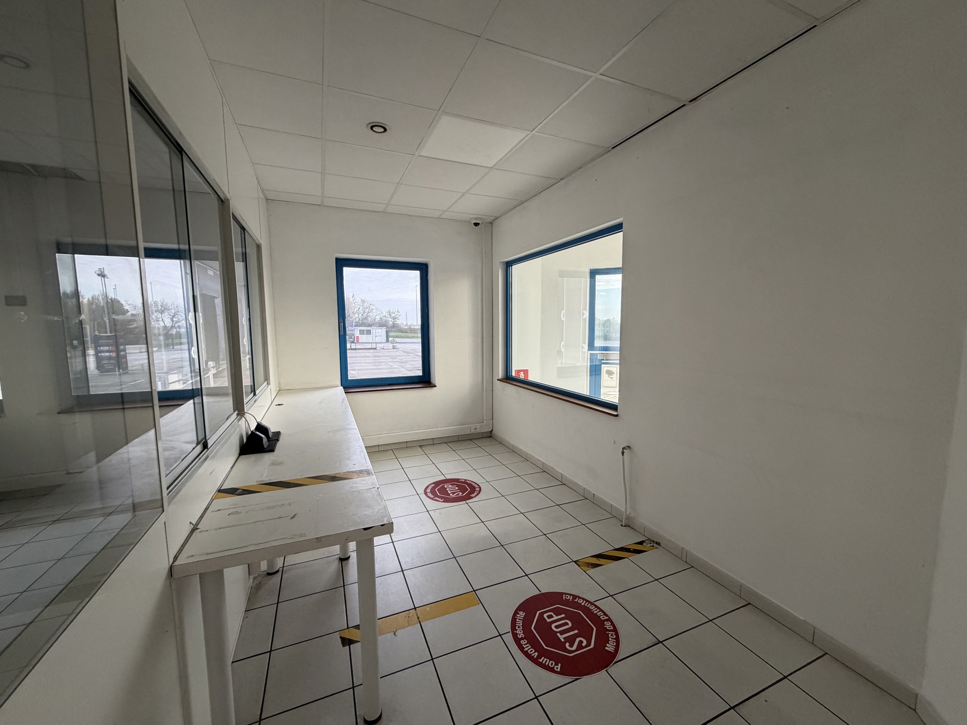Commercial for sale in Courcelles - photo 4
