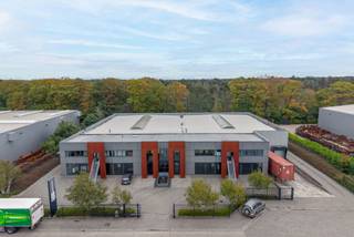 Commercial à louer à Ravels