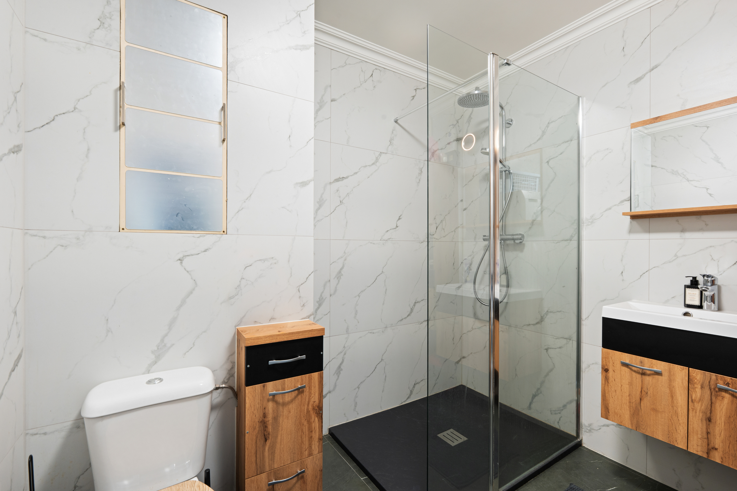 Apartment for sale in Sint-Niklaas with 1 bedroom - photo 4
