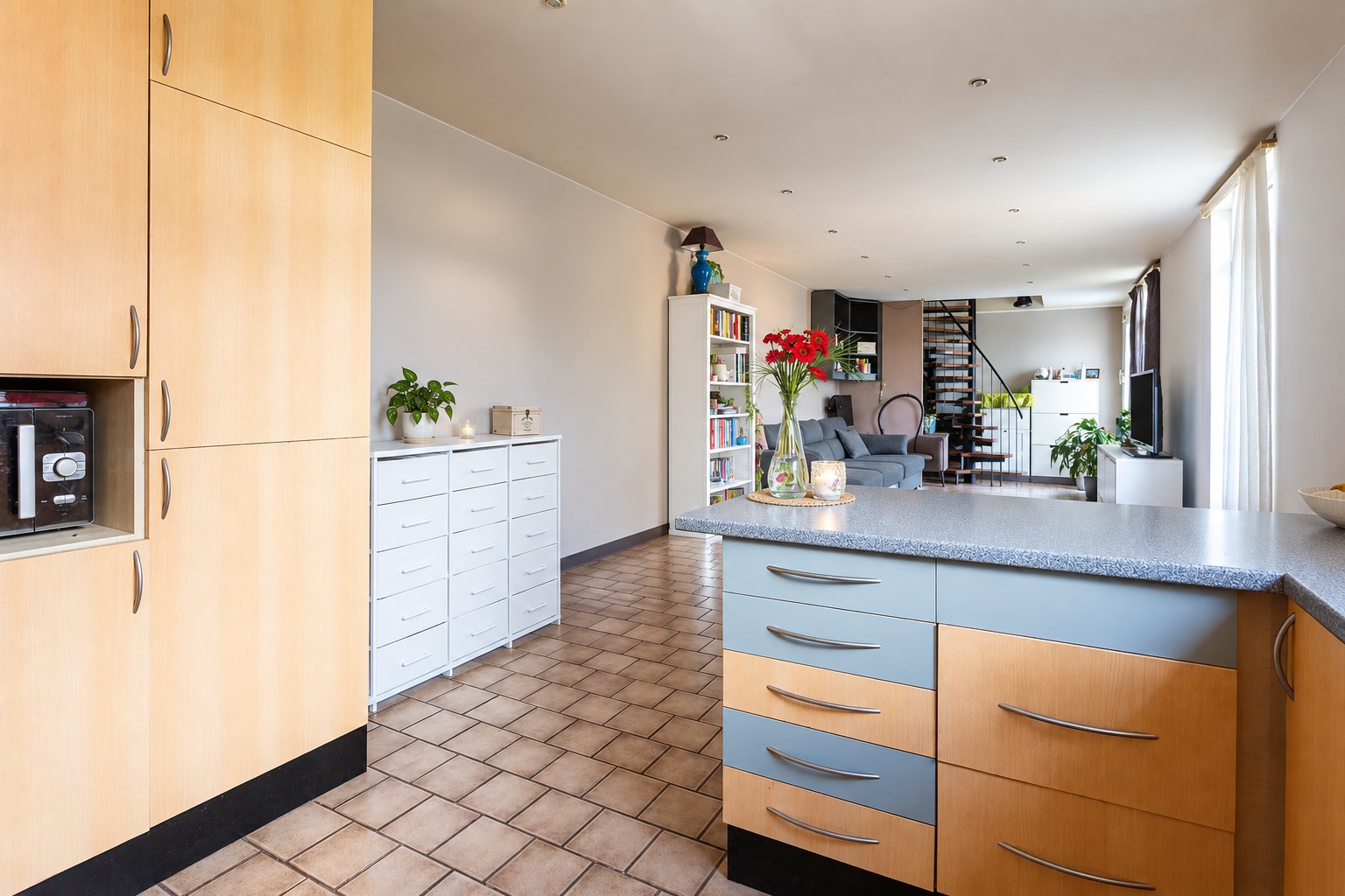 Ruim te renoveren duplex-appartement met 3 slpk en tuin - foto 5