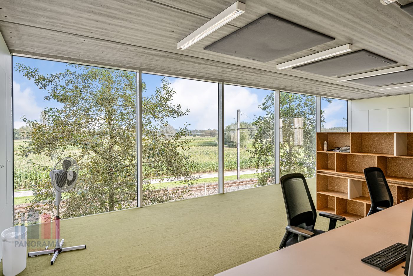 750 m² Kantoren Te Huur Nabij de N16 – Prachtige Locatie en Topfaciliteiten - foto 1