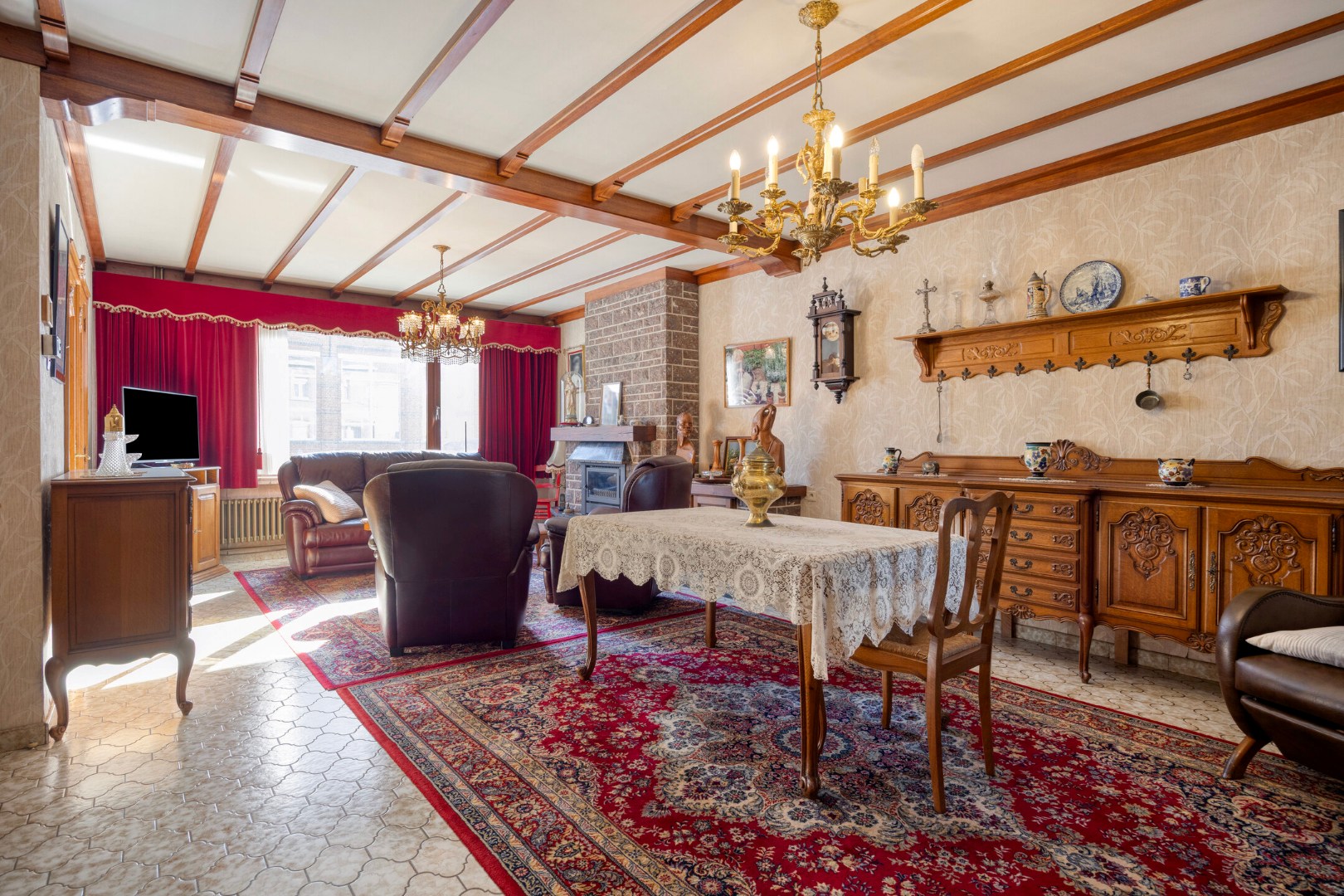 Woning met 3 slaapkamers en garage in het centrum van Meerhout ! - foto 4