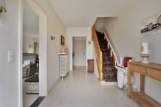 <p>This refreshable home features on the ground floor a </p>