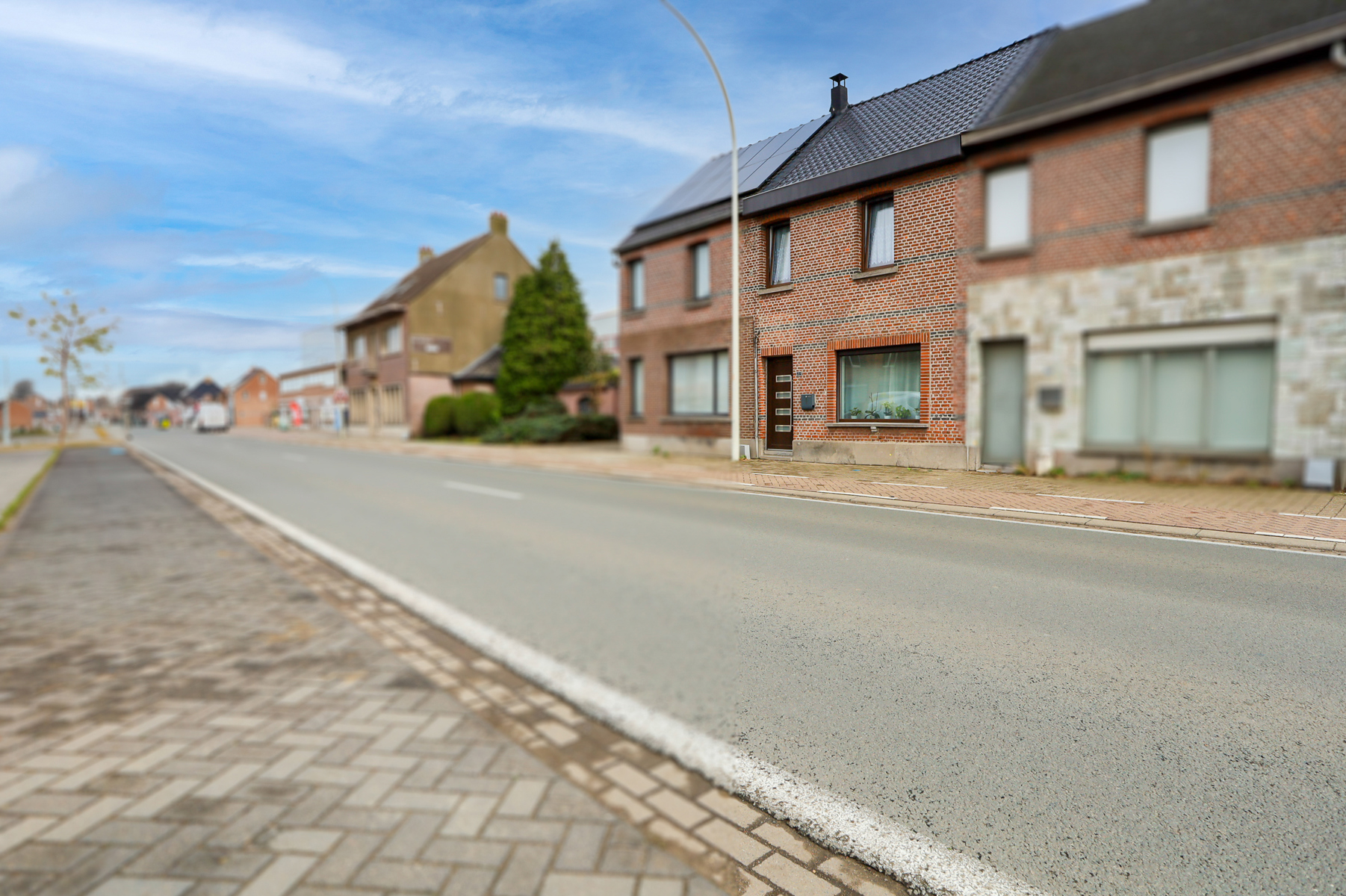 Gerenoveerde woning met 4 slpks en tuin - foto 1