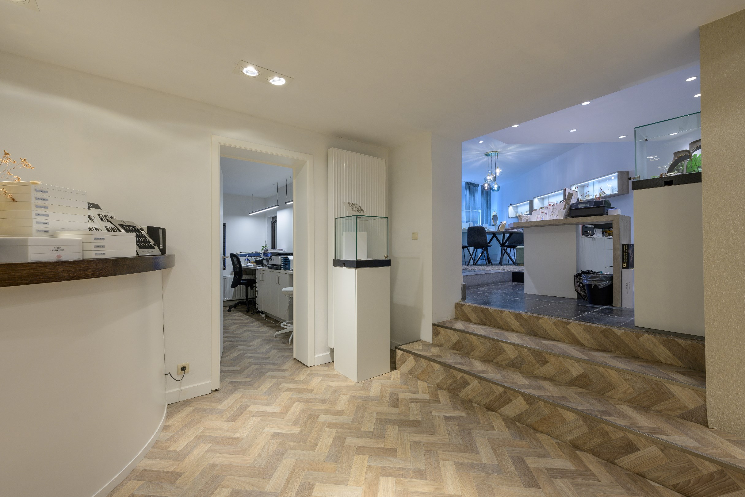 Historisch woonhuis met aangrenzend verhuurd handelspand - foto 5