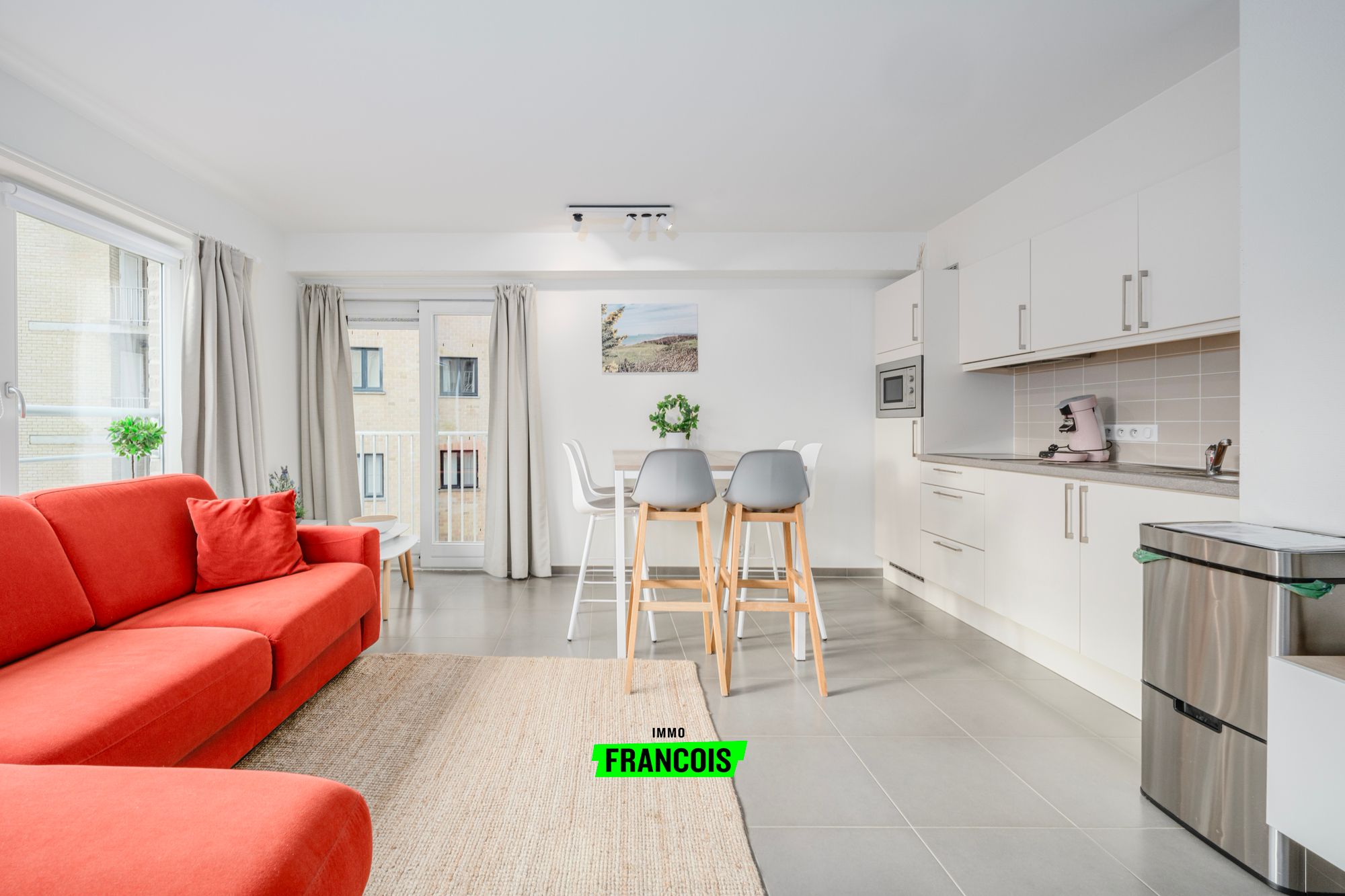 Charmante studio met terras en slaapgelegenheid voor 4, op toplocatie te Mariakerke (Oostende) - foto 1