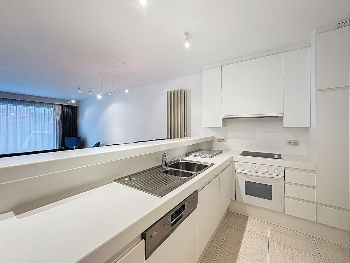 Appartement met 2 slaapkamers te huur in centrum van Knokke - foto 4