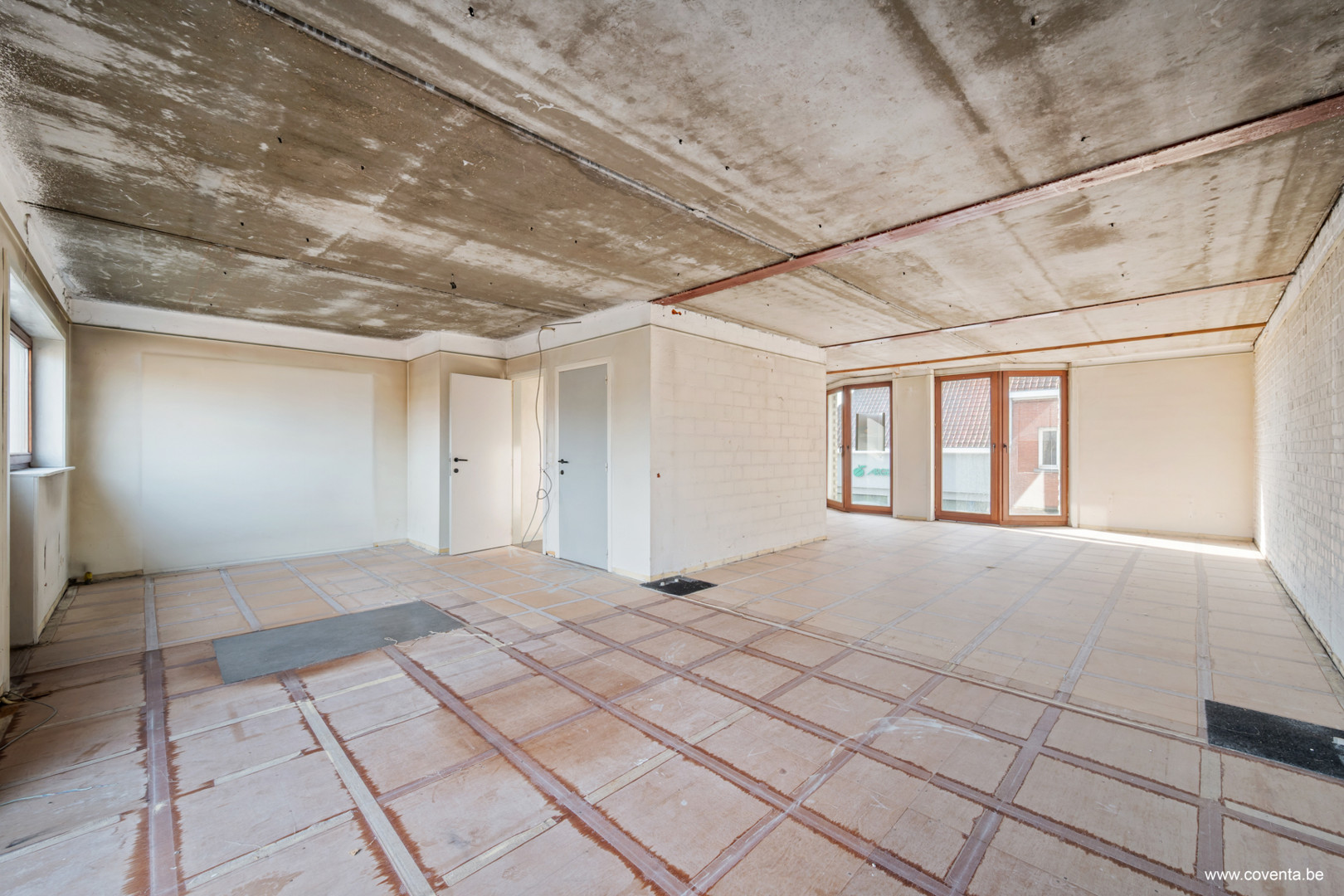 Casco appartement te koop in Waregem – afwerking naar eigen smaak - foto 5