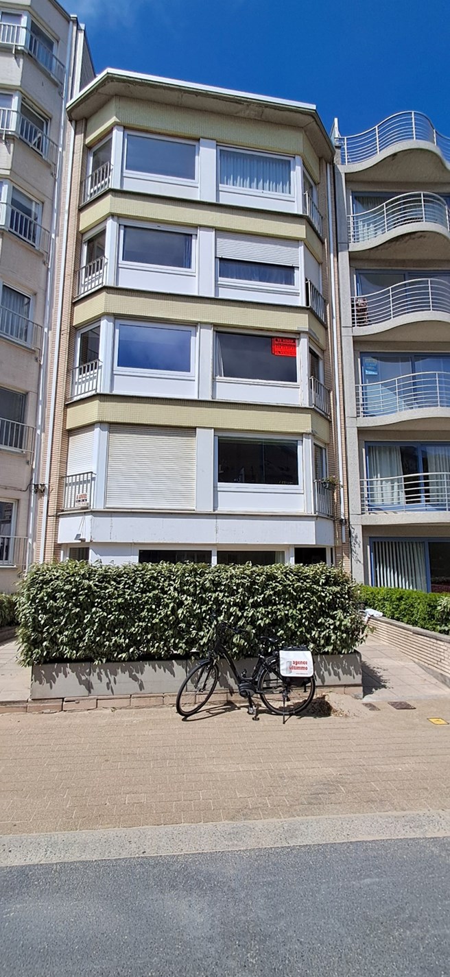 APPARTEMENT MET 1 SLAAPKAMER OP 100 METER VAN DE ZEEDIJK TE KOKSIJDE - foto 2