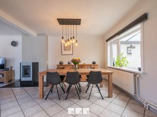 <span><strong>GOED ONDERHOUDEN WONING MET VERANDA, GARAGE EN TUINHUIS OP EEN PERCEEL VAN 5A43CA TE MAASEIK (WURFELD) <br /><br />TROEVEN<br /></strong>- Gelegen in een rustige woonomgeving. <br />- Nabij het centrum van Maaseik. Alle belangrijke voorzieningen in de buurt! <br />- EPC-D: geen renovatieverplichting! <br />- Ruime veranda met zicht op de tuin. <br />- Airco in 1 slaapkamer. <br />- Rolluiken.<br />- Vrijstaande garage. <br />- Overdekt terras met zicht op de tuin. <br />- Aangelegde voortuin en achtertuin. <br /><strong><br />KELDERVERDIEPING (-01) <br /></strong>- Traphal (1,90m x 4,20m = 7,98m²): trap naar het gelijkvloers, betonvloer.<br />- Kelder (4,00m x 4,20m = 16,80m²): Cv-installatie stookolie, betonvloer. <strong><br /></strong><strong><br />GELIJKVLOERS 00<br /></strong>- Inkomhal (4,20m x 1,95m = 8,19m²): trap naar verdieping 1, tegelvloer. <br />- Woonkamer (L-vorm) ((4,00m x 8,70m) + (2,30m x 3,50m) = 42,85m²): pelletkachel, deur naar de kelder, natuurlijk lichtinval door raampartijen, tegelvloer. </span><br /><span>- Keuken (4,00m x 3,00m = 12,00m²): ingerichte keukenwand met onderkasten, bovenkasten, vaatwasser, spoelbak, inductiekookplaat, dampkap, oven, koelkast, tegelvloer. </span><br /><span>- Toilet (1,35m x 1,20m = 1,62m²): zittoilet, spoelbakje, tegelvloer. </span><br /><span>- Veranda ((2,90m x 5,50m) + (1,80m x 1,25m) = 10,65m²): schuifraam naar tuin en terras, veel natuurlijk lichtinval, tegelvloer.</span><br /><br /><span><strong>VERDIEPING</strong> <strong>+01</strong></span><br /><span>- Overloop (3,00m x 1,80m = 5,40m²): trap naar het gelijkvloers, luik naar de zolder, laminaat. <br />- Badkamer (3,25m x 2,40m = 7,80m²): ingericht badmeubel met enkele lavabo, onderkasten, spiegel, kolomkasten; ligbad, douchecabine, ventilatie, wandbetegeling, pvc-vloer. <br />- Slaapkamer 1 (3,95m x 3,90m = 15,41m²): inbouwkasten, laminaat. <br />- Slaapkamer 2 (3,50m x 4,50m = 15,75m²): airco, laminaat.<br />- Wasplaats/toilet (1,80m x 1,80m = 3,24m²): aansluiting wasmachine/droogkast, zittoilet, wandbetegeling, steentapijt. <br /><br /><strong>VERDIEPING</strong> <strong>+02 ( bereikbaar via luik) </strong><br />- Zolderruimte (8,30m x 6,00m = 49,80m²) : nog verder in te richten. </span><br /><br /><span><strong>EXTERIEUR<br /></strong></span>- Aangelegde voortuin. <br />- Metalen toegangspoort naar oprijlaan. <br /><span>- Beklinkerde oprit naar de garage. <br />- Garage (4,50m x 6,00m = 27,00m²): automatische sectionale poort, klinkers. <strong><br /></strong>- Overdekt terras (4,70m x 2,50m = 11,75m²): regenwaterput, klinkers. <br />- Volledig aangelegde en omheinde achtertuin. <br />- Tuinhuis & zitruimte (3,00m x 5,50m = 16,50m²). <br /><span><br /></span><br />Bekijkt u deze advertentie via een aanverwante vastgoedsite, surf dan zeker naar onze website <strong>www.N78vastgoed.be</strong> voor een uitgebreide beschrijving en foto's. <strong>Meer info: +32 (0)89 86 18 88 of info@N78vastgoed.be.</strong></span>