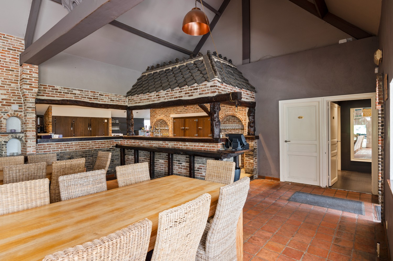 Commercial for sale in Emblem - photo 3