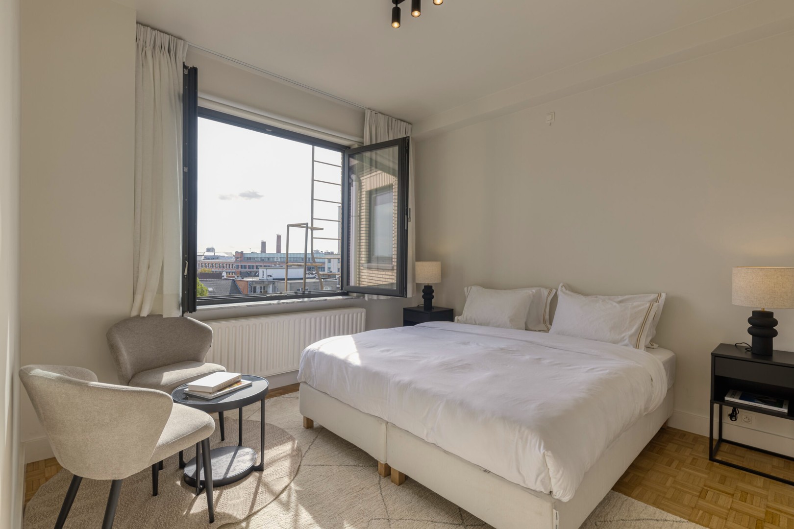 Zonnige penthouse met zicht op de stad - foto 5