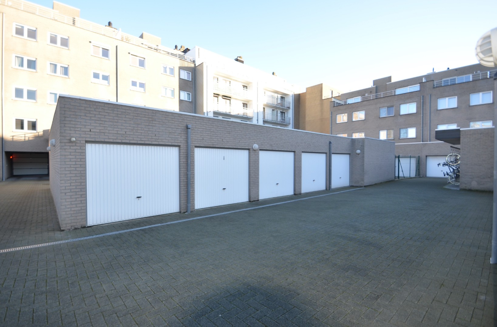 Vlot inrijdbare garagebox op het gelijkvloers - foto 5