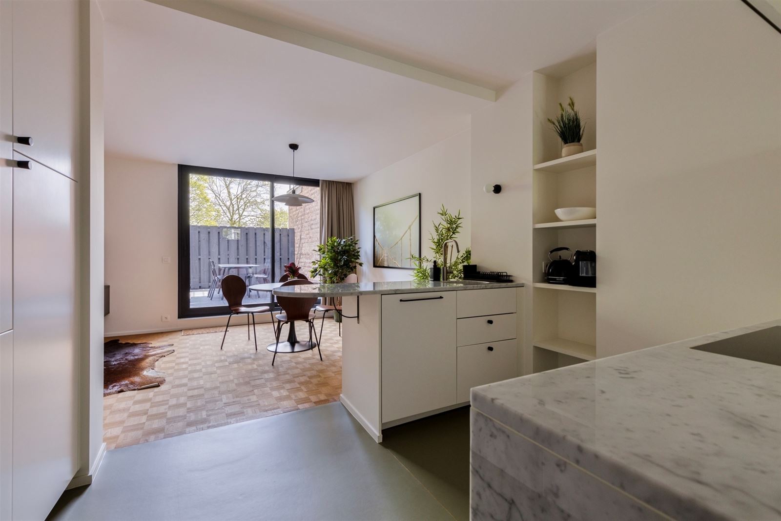 Mortsel: Hoogstaand afgewerkte gemeubeld charme appartement - foto 3