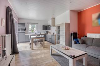 Op een uiterst rustige ligging in de straat Eindhoutseweg 92 te Geel vinden we deze unieke eigendommen terug. Enerzijds een recent gerenoveerde...