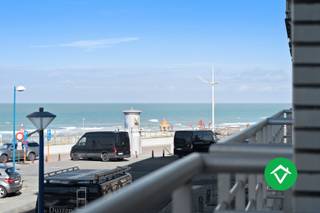 Op zoek naar een charmant stekje aan de Belgische kust?<br />Dit knusse 1-slaapkamerappartement ligt op enkele meters van het strand van Koksijde – de ideale plek om te genieten van zon, zee en rust!<br /><br />🏠 Inkomhal met praktische inbouwkasten<br />🛋️ Gezellige woonruimte met zicht op zee <br />🍳 Volledig ingerichte keuken<br />🚿 Badkamer met douche, lavabo en toilet<br />🛏️ 1 ruime slaapkamer<br />🗄️ Privatieve kelder op het kelderverdiep<br />🚲 Toegang tot gemeenschappelijke fietsenberging<br /><br />Momenteel is het appartement opgenomen in vakantieverhuur met een mooi jaarlijks rendement – ideaal als investering of als tweede verblijf aan zee.<br /><br />📍 Topligging: op wandelafstand van strand, winkels, openbaar vervoer en restaurants.<br />📞 Meer info of bezoek? Contacteer ons vandaag nog en wie weet sta jij binnenkort met je voeten in het zand!