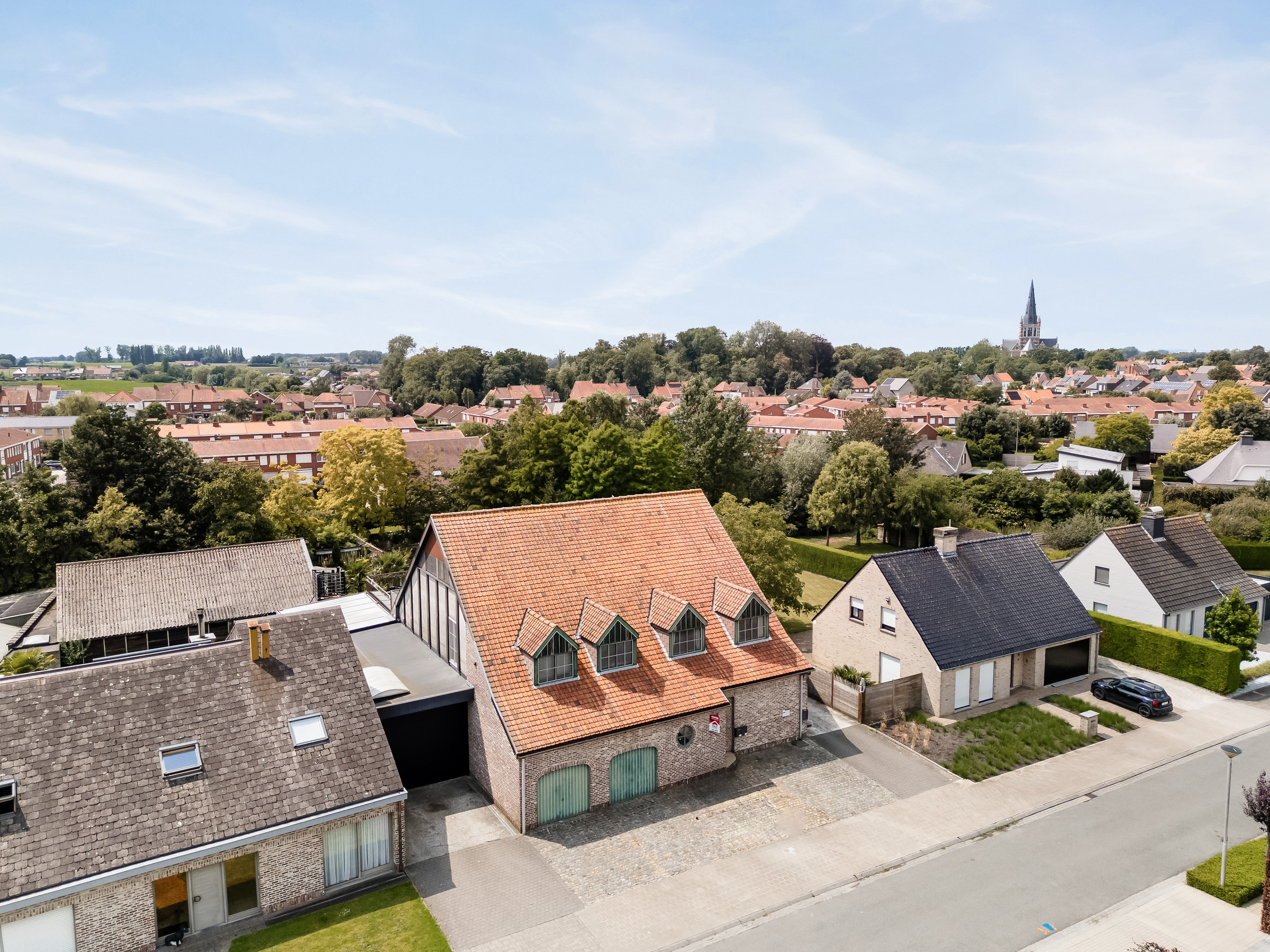 Woning met vijver en loods te Dadizele - foto 1