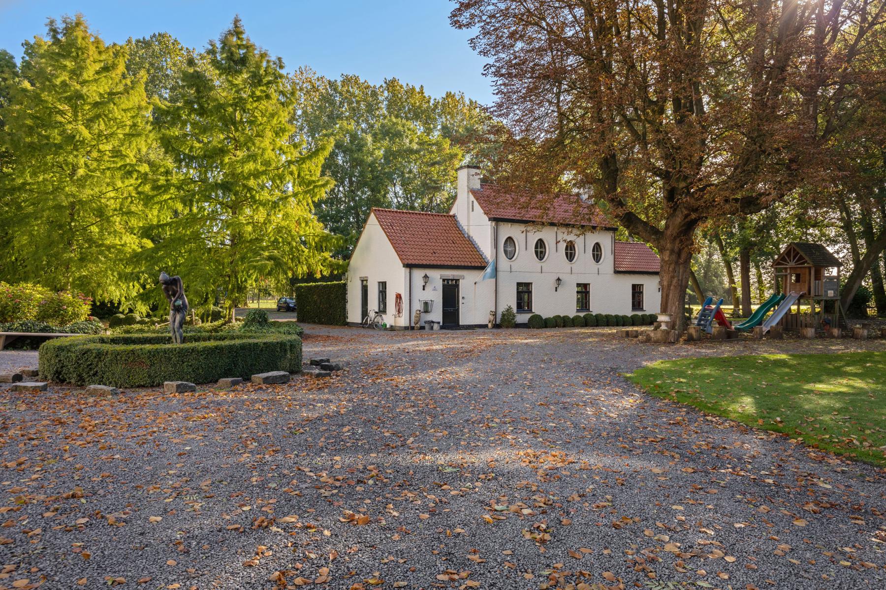 Bent u de volgende Kasteelheer en/of Hofdame? - foto 5