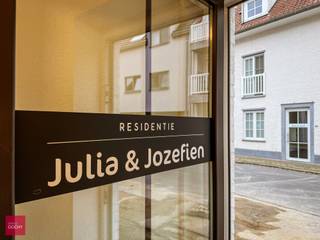 Instapklaar gelijkvloers appartement  in doodlopend straatdeel. Met leefruimte, ingerichte keuken, grote berging, slaapkamer, badkamer en...