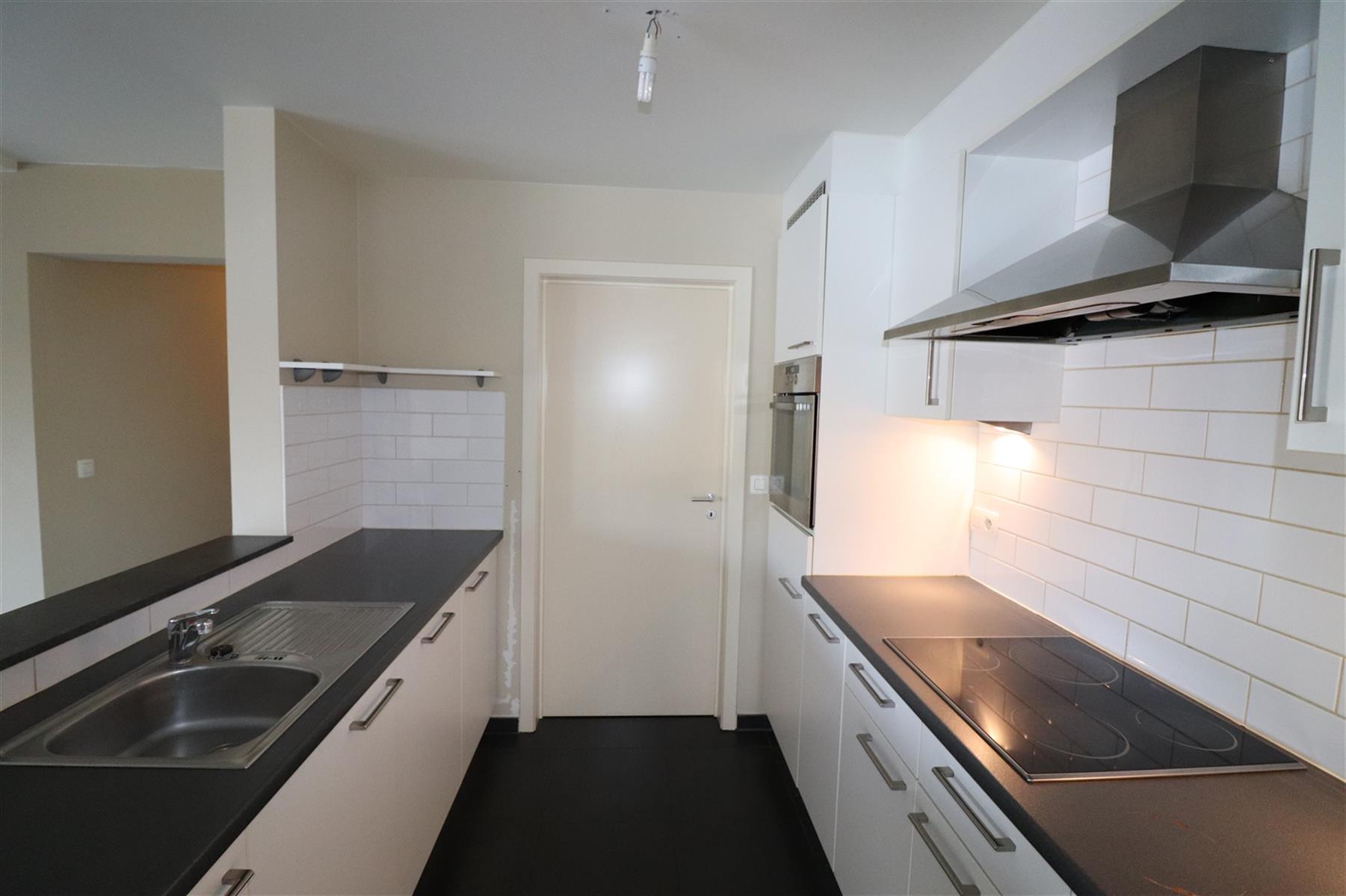 Recent appartement van ca 100 m² met ruim terras en garage. - foto 4