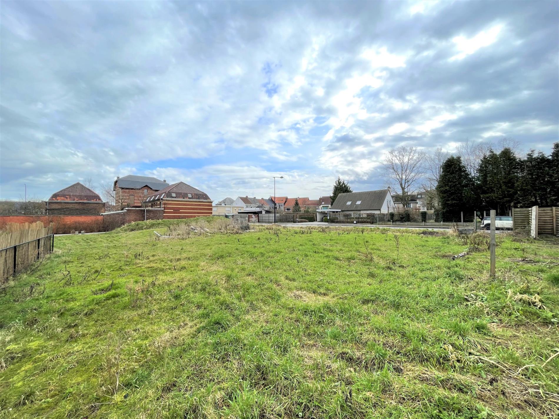 Bouwgrond met bouwvergunning - foto 1