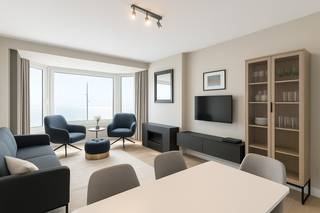 Wenduine: charmant appartement te koop centraal op de zeedijkGeniet van een schitterende ligging op de prachtige zeedijk van Wenduine in dit unieke...