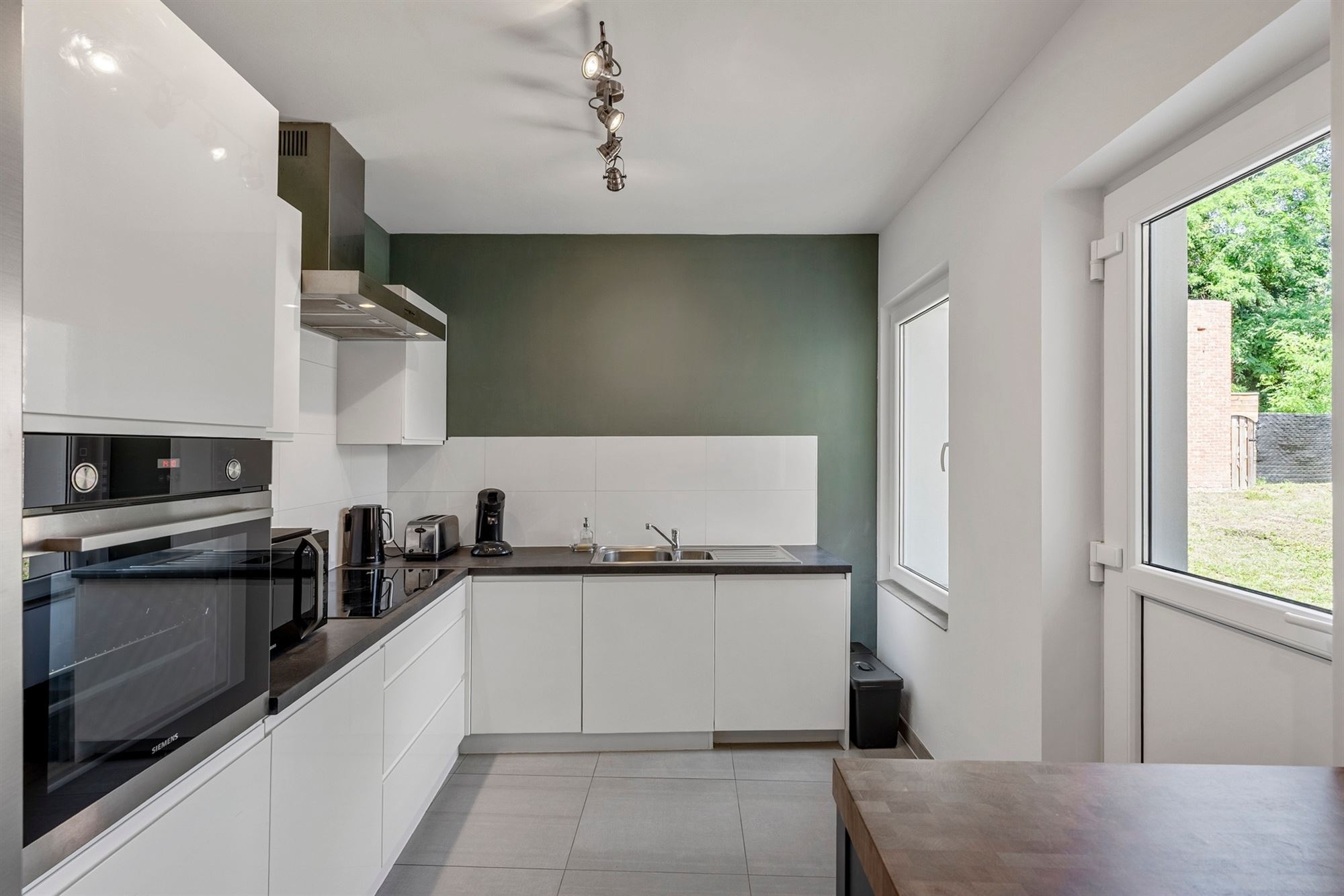 Charmante goed gerenoveerde woning met 5 slaapkamers - foto 4