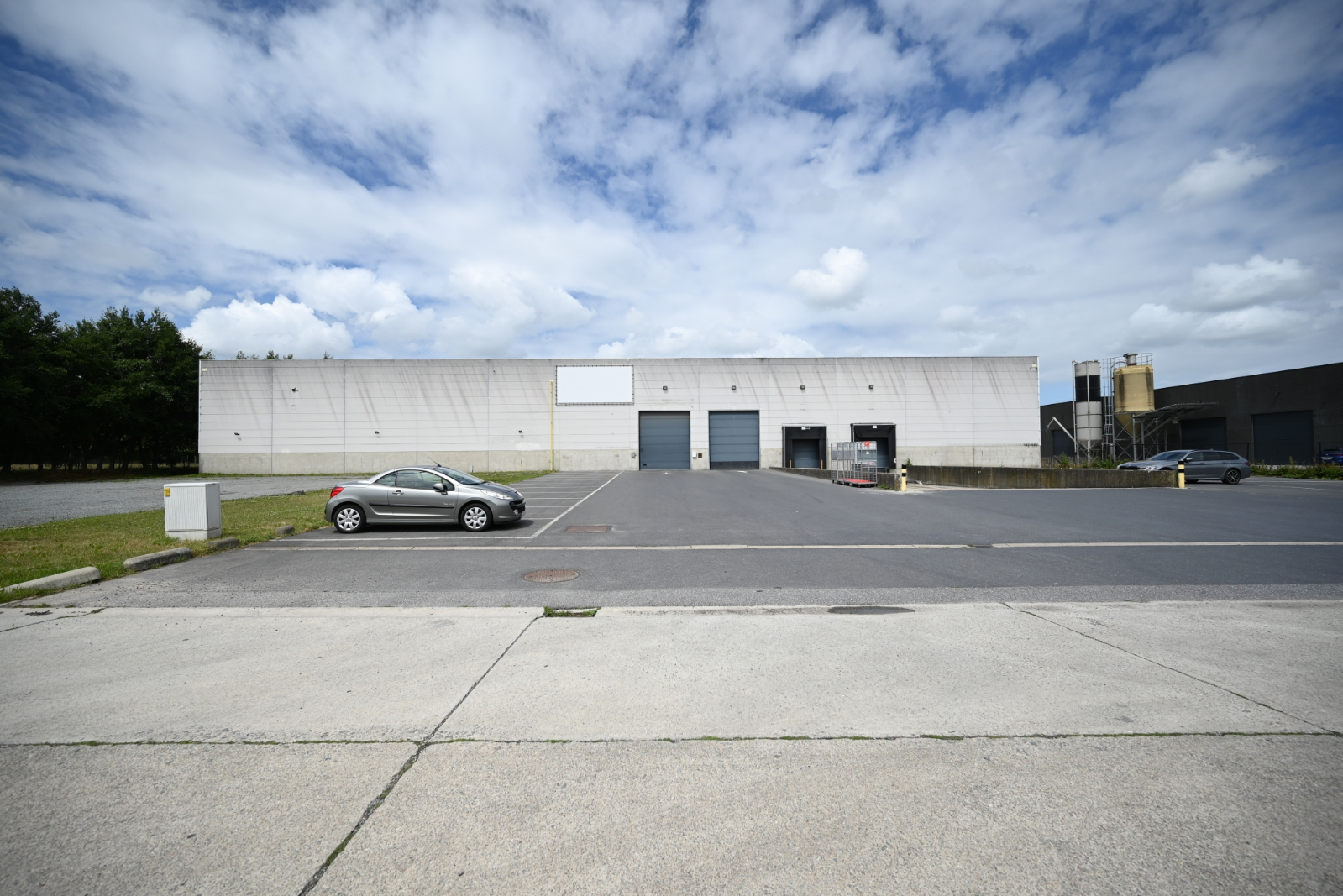 Commercial à louer à Ardooie - photo 1