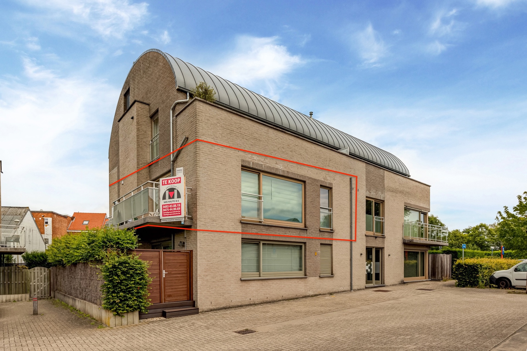Appartement met 2 slaapkamers en terras in residentiële wijk - foto 1