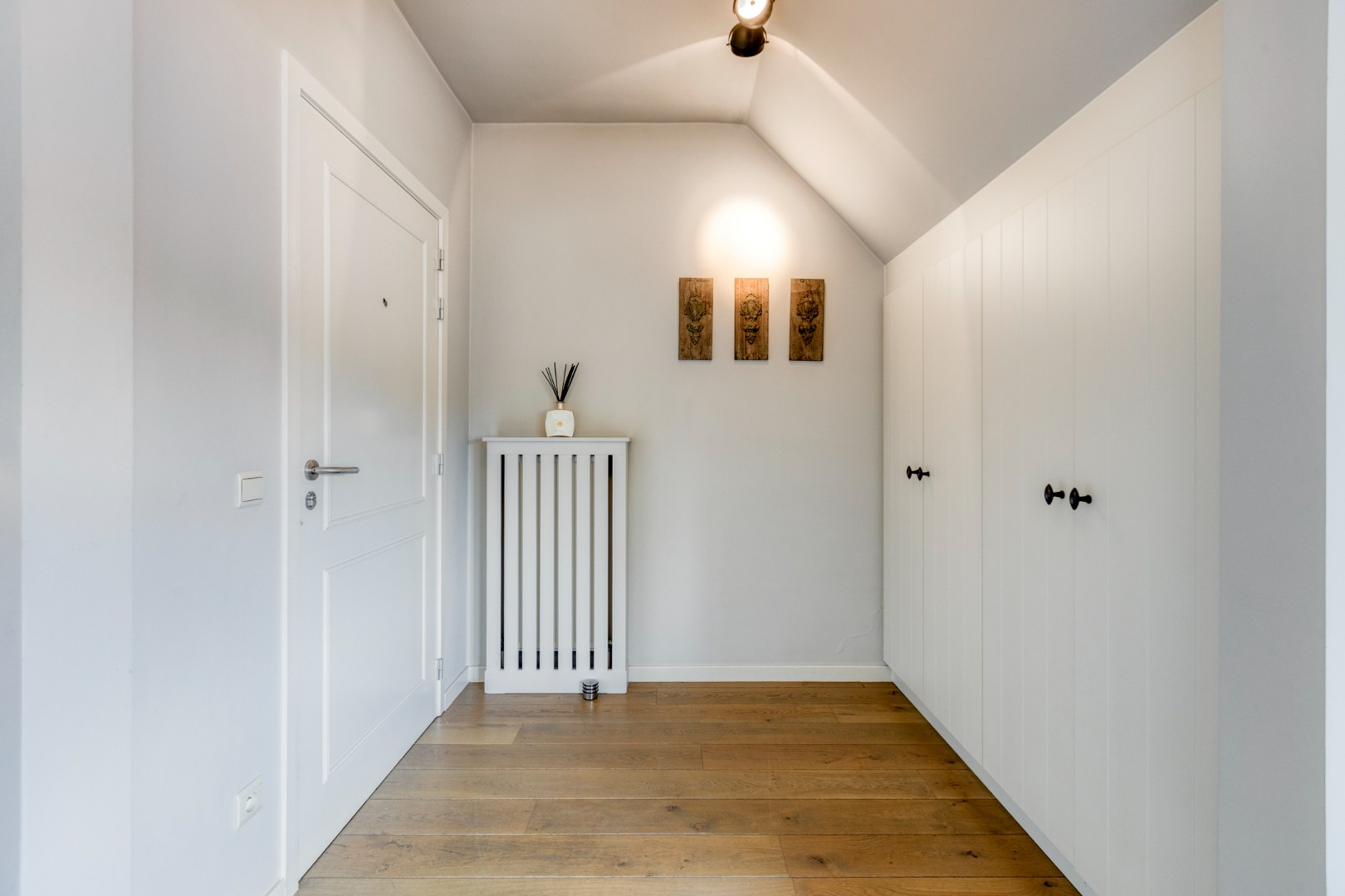 Ruim appartement met 3 slpks en prachtig terras, op wandel afstand van het centrum ! - foto 2