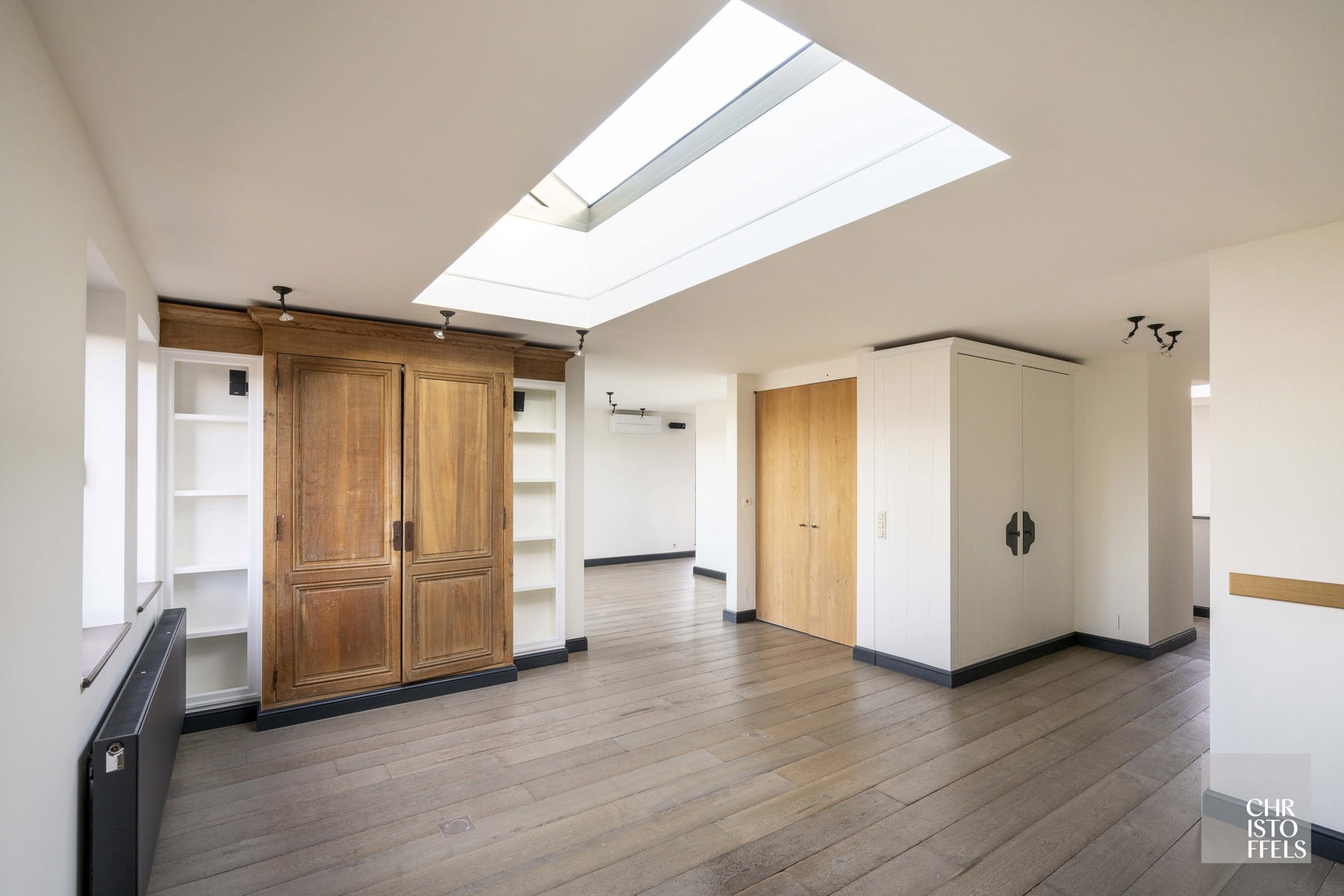 Luxe penthouse van 239m² met 34m² terrassen in hartje Zutendaal! - foto 3