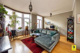 Giga bel-etage met 5 slaapkamers, tuin en terras nabij het RivierenhofIn de gegeerde Leeuwlantstraat bevindt zich deze uitzonderlijk ruime en...