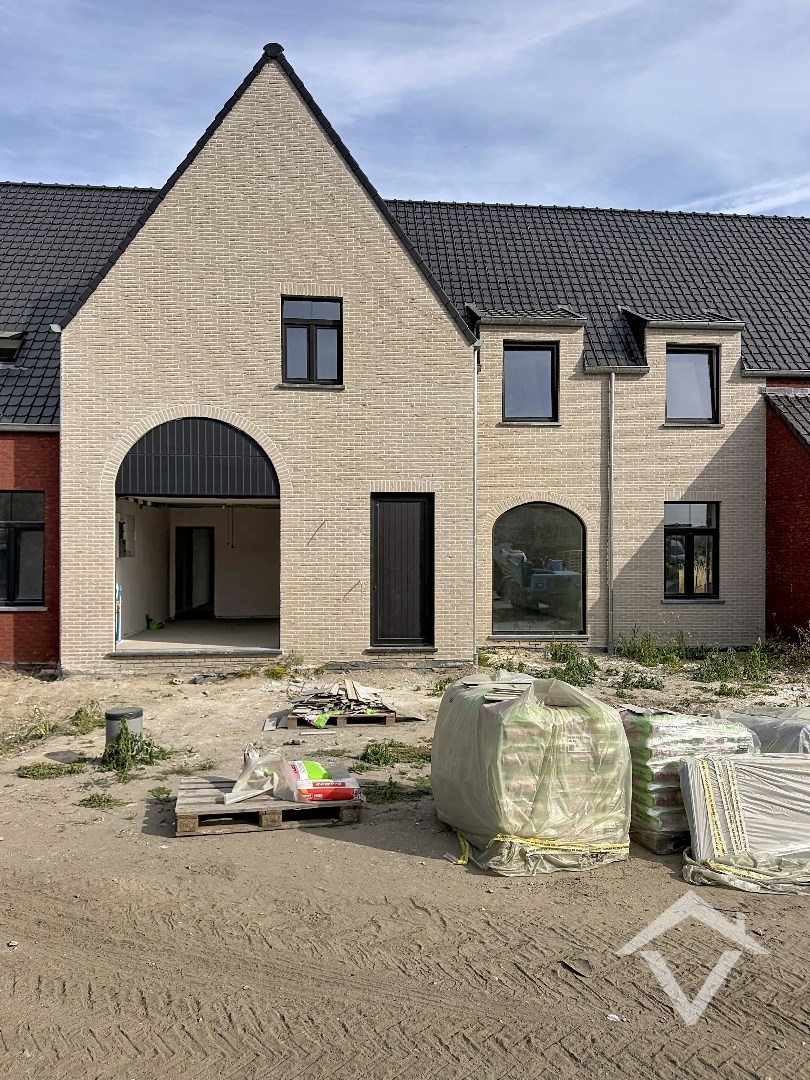 Nieuwbouwwoning met 4 slaapkamers en garage te Westkerke - foto 2