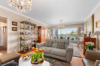 Te koop: verzorgd gesloten appartement in het Koning Fabiolapark, Sint-Niklaas, op een centrale locatie nabij scholen, openbaar vervoer en het...