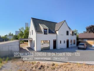 <span><span><strong>🏠 Ontdek je nieuwe thuis tijdens het weekend van de OPENKIJKDAGEN!<br />📅 Zondag 18 oktober ⏰  10u tot 12u00<br />📌 Vrij toegankelijk – GEEN afspraak nodig<br />📞 Wil je eerder al een kijkje nemen? Bel ons op ☎️ 055 30 92 90</strong></span></span><br /><br /><span><u><strong>!MOGELIJKHEID TOT 6% BTW I.P.V. 21%!</strong></u></span><br /><br />LANDELIJKE HALFOPEN NIEUWBOUWWONING met GROTE TUIN, CARPORT en ENERGIEZUINIGE AFWERKING. In het RUSTIGE KERKHOVE, op de grens met Avelgem, Wortegem-Petegem, Kluisbergen en Oudenaarde, geniet u van een unieke combinatie van RUST en RUIMTE. Deze AFGEWERKTE woning beschikt over een lichtrijke leefruimte met open keuken, praktische berging, 3 SLAAPKAMERS, stijlvolle badkamer met bad en douche en een apart toilet op elke verdieping. Dankzij de WARMTEPOMP, VLOERVERWARMING, ZONNEPANELEN en een E-PEIL < E20 woont u uiterst ENERGIEZUINIG en toekomstgericht. De TUIN, RUIME OPRIT en CARPORT versterken het LANDELIJKE KARAKTER. Bovendien biedt de uitstekende ligging een vlotte verbinding naar Ronse, Oudenaarde, Waregem en Wortegem-Petegem. Een ideale gezinswoning voor wie op zoek is naar een KWALITATIEVE nieuwbouwwoning met DUURZAAM WOONCOMFORT.<br /><br /><span>Adres: Oudenaardsesteenweg 555 te Kerkhove (Avelgem)<br /><br />EPC: label A+; G-score en P-score A, Bestuursmaatregelen in het maatregelenregister: Neen; Beschikbaar bij oplevering</span>