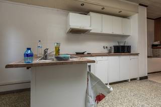 Te renoveren, ruime woning met 4 slaapkamers, tuinterras en kleine garage (elektriciteit goedgekeurd, 171 m² bruikbare vloeroppervlakte volgens EPC...)