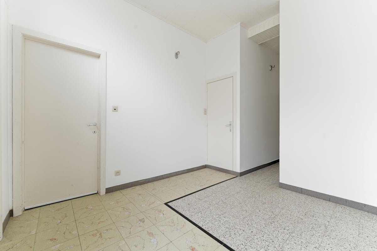 House for sale in Ypres city center - photo 2