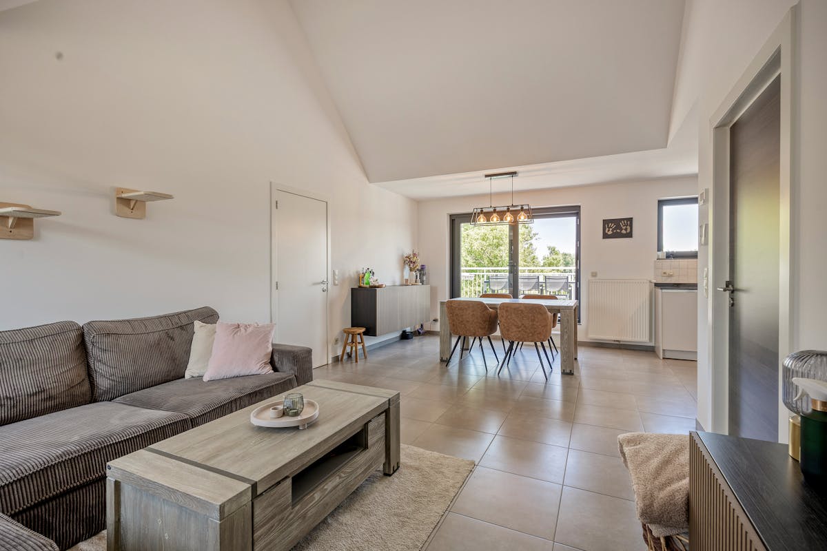 Instapklaar appartement  met ruim terras te koop in Brecht! - foto 4