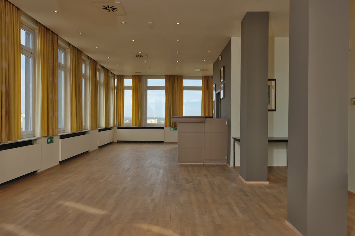 Horecapand te huur op unieke locatie nabij centrum Roeselare - foto 5