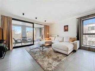 PRACHTIG INSTAPKLAAR RUIM EN LICHTRIJK HOEKAPPARTEMENT MET LIFT OP TOPLOCATIE NABIJ HET MASOp een uitstekende ligging nabij het MAS - Museum aan de...