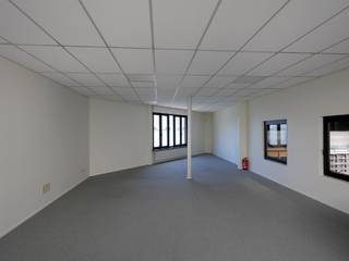 Espace de bureau idéalement situé pour une entreprise travaillant dans le port d'Anvers ou pour des personnes exerçant des professions connexes...