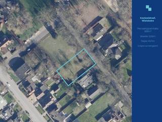 Ontdek deze uitzonderlijke bouwgrond van 995 m², gelegen op een toplocatie in het groene en rustige Wielsbeke. Het perceel bevindt zich op een van...