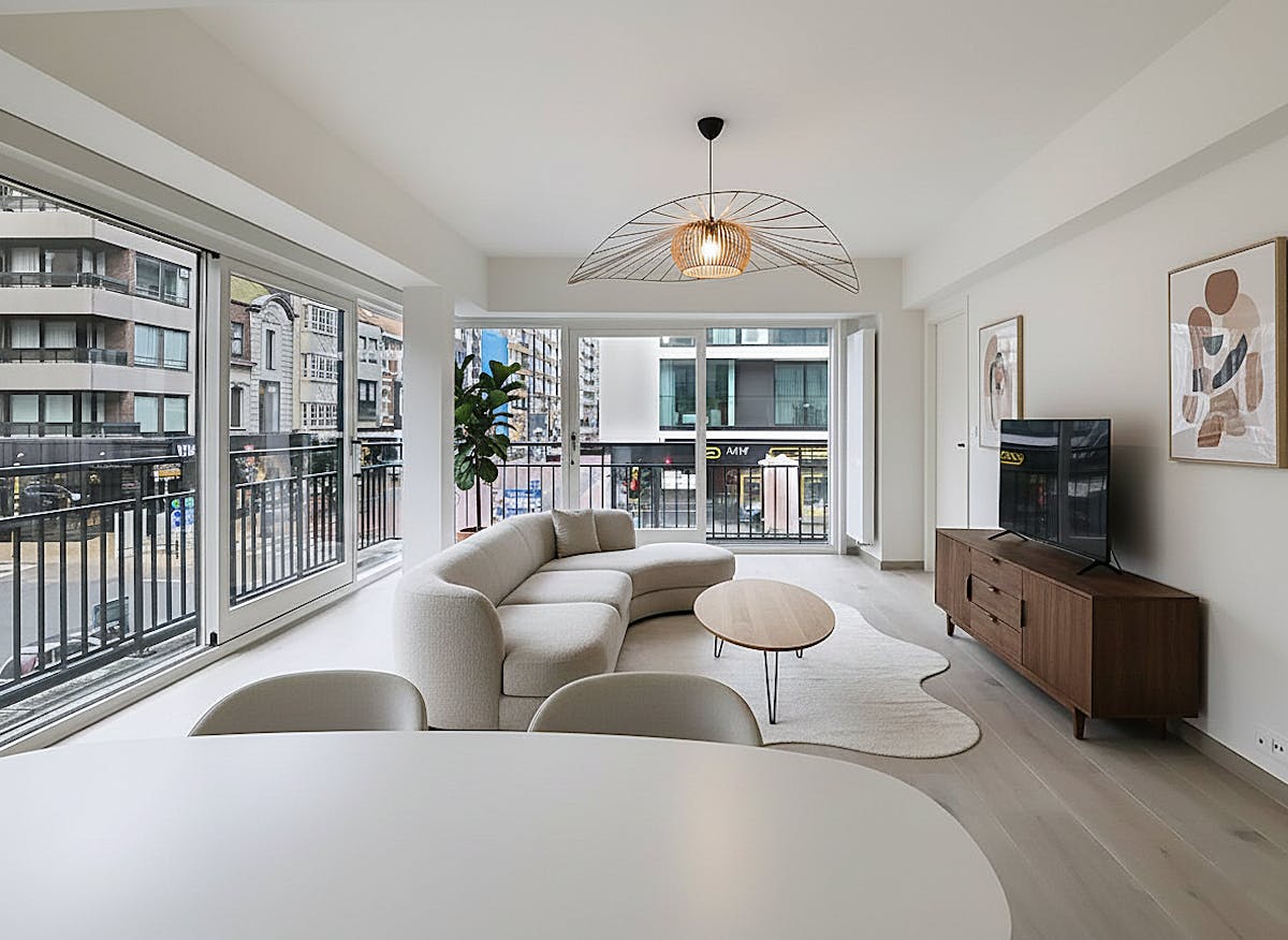 High-quality finished apartment in a prime location! - photo 5